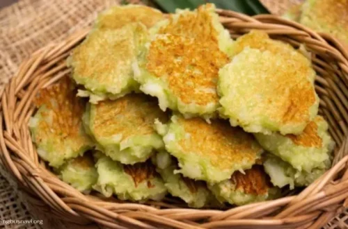 ขนมบ้าบิ่น มะพร้าวอ่อนใบเตย